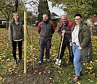 Baumpflanz-Challenge auch an der Bezirksklinik Rehau